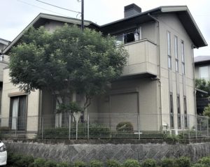 兵庫県、西宮市芦屋市の外壁屋根塗装ペイントウォールの施工事例。施工前写真