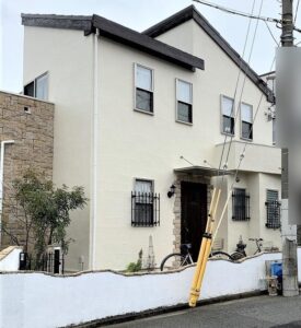 兵庫県、西宮市芦屋市の外壁屋根塗装ペイントウォールの施工事例写真