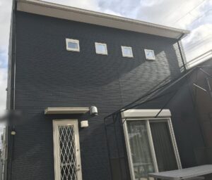 外壁屋根塗装ペイントウォールの施工前写真