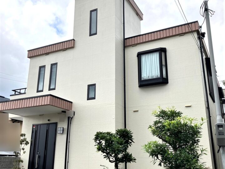 西宮市Ｔ様邸の外壁·付帯·陸屋根防水塗装工事  多彩模様塗料（ネオフレッシュティアラ）塗装//阪神地域（西宮·芦屋·宝塚·川西·伊丹）の外壁塗装·屋根塗装ならPaintWall