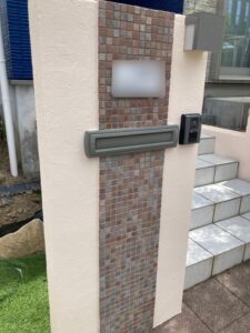 兵庫県川辺郡　外壁塗装後　ペイントウォール