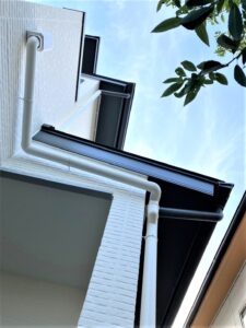 西宮市　外壁塗装後　ペイントウォール