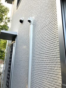 西宮市　外壁塗装後　ペイントウォール