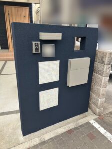 西宮市　塗装後　ペイントウォール施工